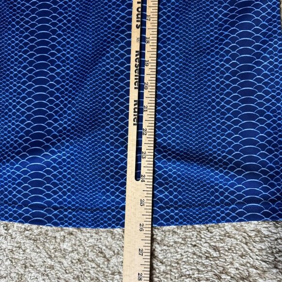 Under Armour Shirt Womens Medium Blue HeatGear V Neck Athletic Running Workout - Picture 8 of 8